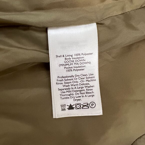 Authentic Eddie Bauer Women's Small Cream Quilted Goose Down Vest Outdoor Jacket - Picture 6 of 12